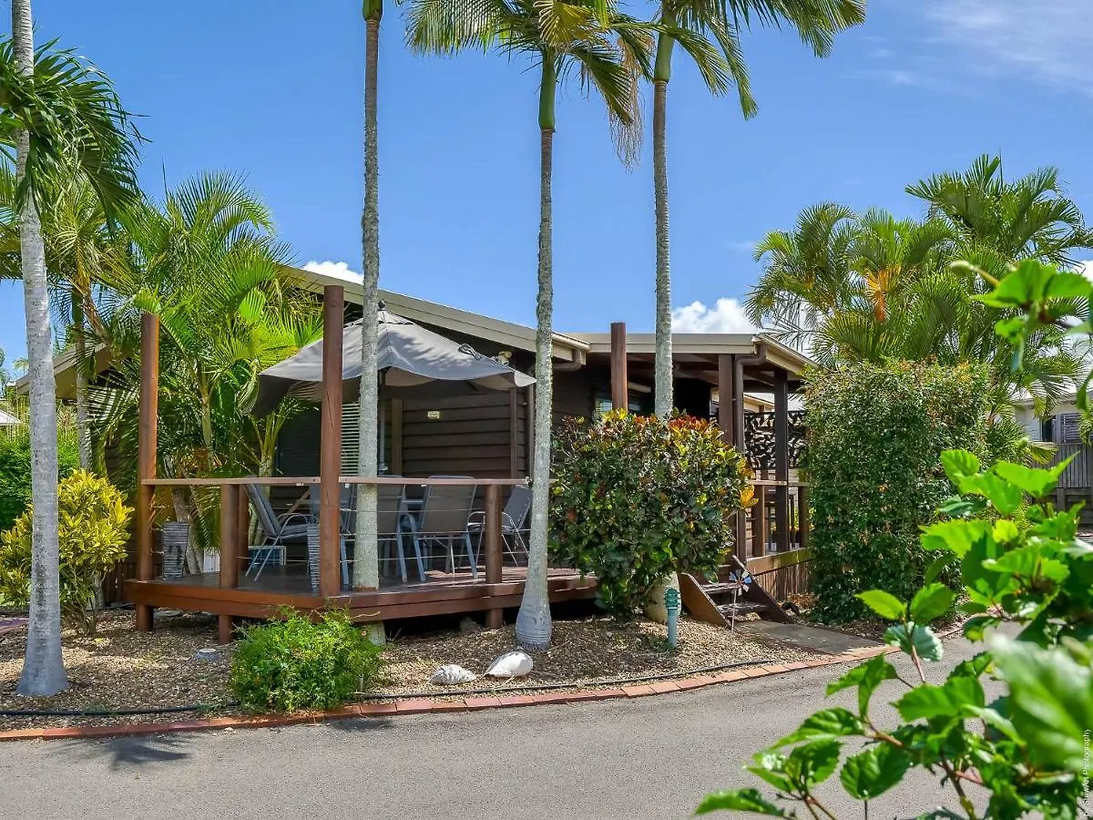Boat Harbour Studio Apartments And Villas Hervey Bay 3*,