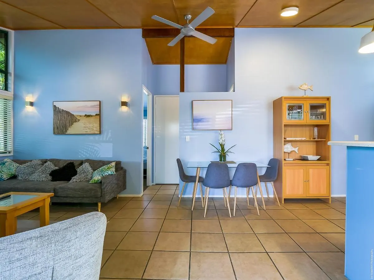 Boat Harbour Studio Apartments And Villas Hervey Bay 3*,